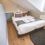 Alensgrove Maisonette B * Лейкслип